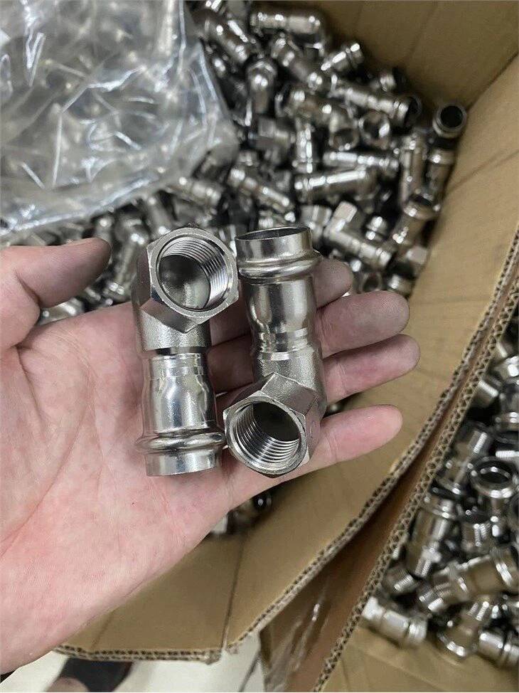 Female Thread Press 90DEG Elbow